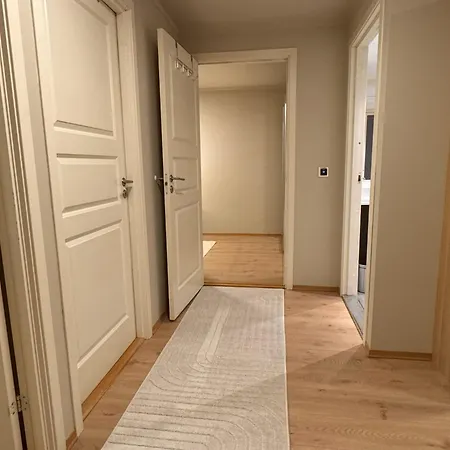 Breivang Large 3-bedroom *